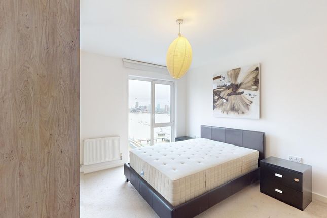 166, 25 Barge Walk, London photo 5
