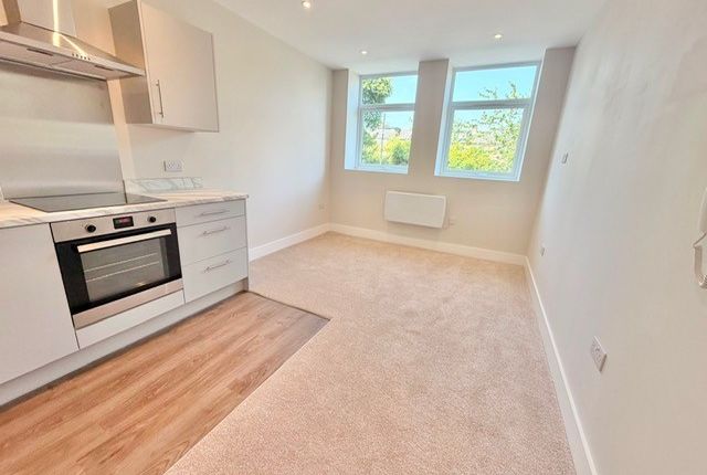 Apt 203, Halifax photo 2