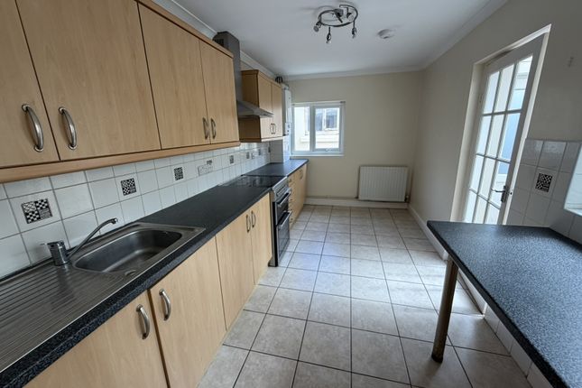 17, Towy Terrace, Llandeilo photo 2