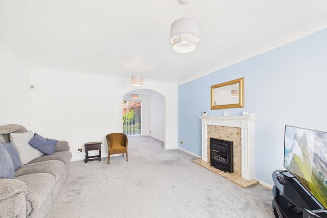 3, Annandale Gardens, Upholland photo 2