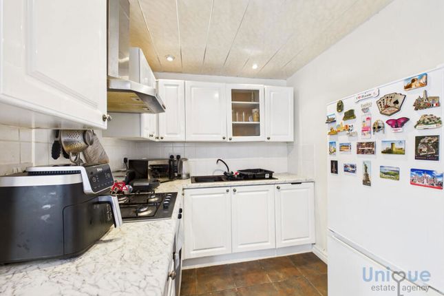 Flat 1 - 17, Swiss Court, Lytham St. Annes photo 4