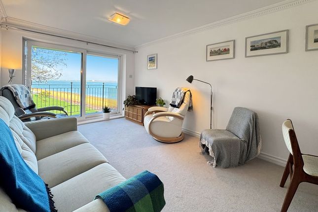 13 Grantham Court, Queens Road, Cowes photo 2