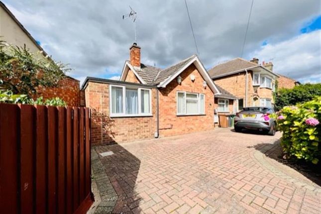 Thumbnail Detached bungalow for sale in Crown Street, Peterborough