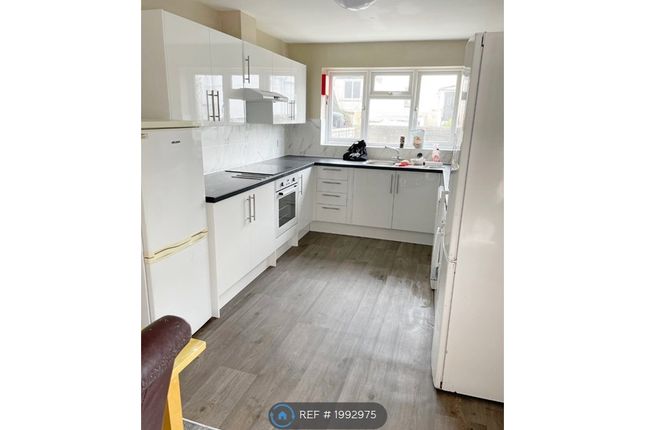 Terraced house to rent in Manor Road, Bristol