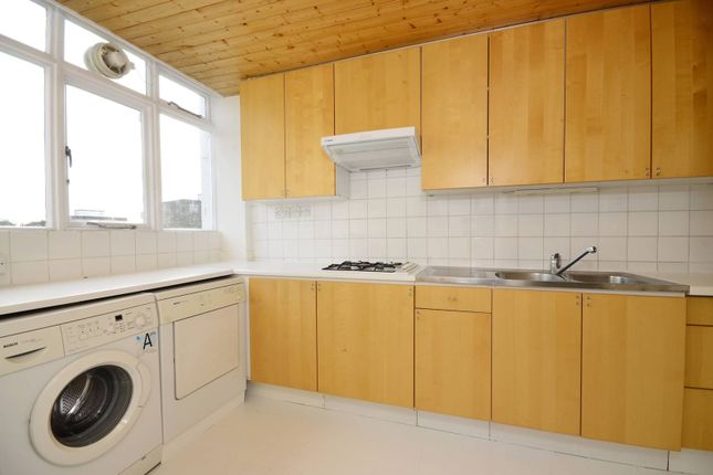 Thumbnail Flat to rent in Kersfield Road, Putney, London