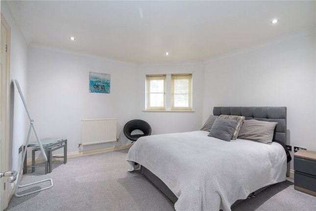 Flat to rent in Jasmine Court, Maidstone