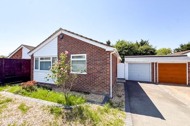 6, Manor Park Close, Hailsham photo 2