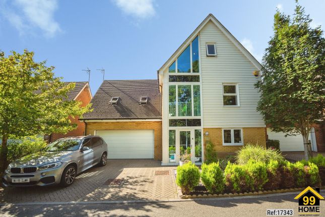 15, Campion Close, Ashford photo 2