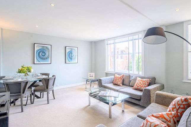 Thumbnail Property to rent in Hill Street, London