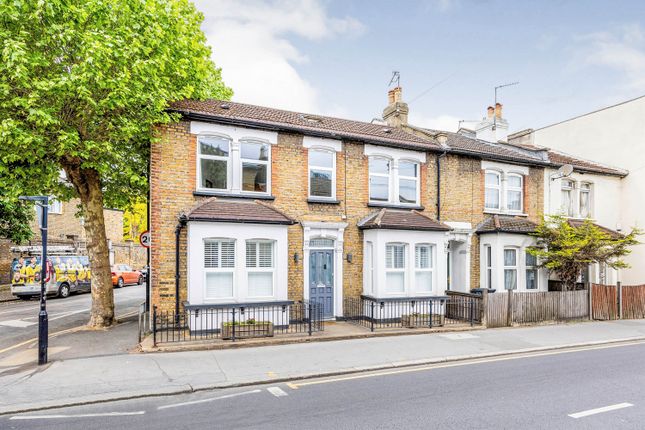 Thumbnail Flat for sale in Tanfield Road, Croydon