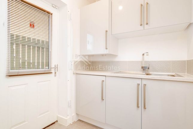 49, Bretby Avenue, Ossett photo 4