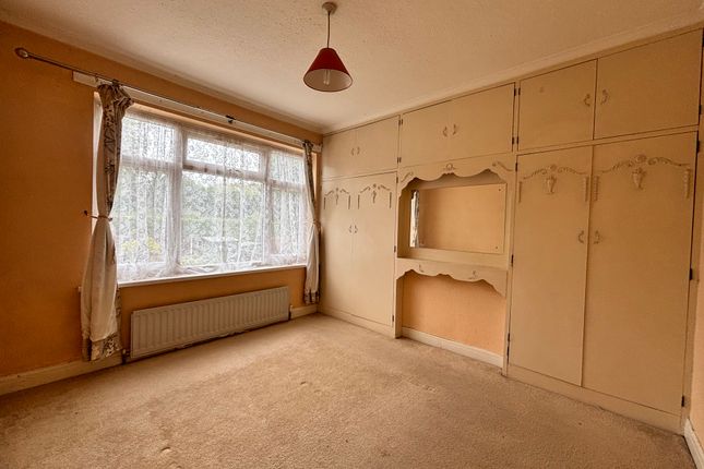 29, Walsall photo 4