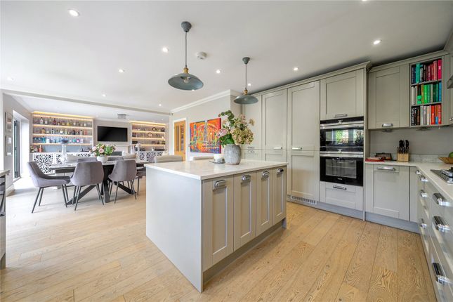 3 King William Court,, London Road, Hook photo 2