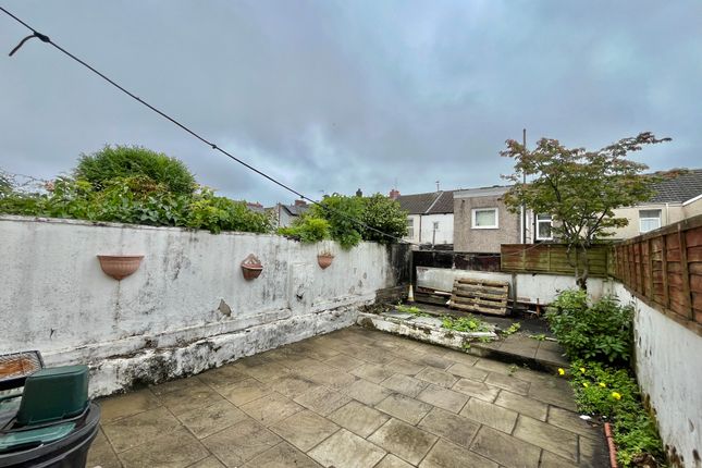 95, Oxford Street , Swansea photo 3