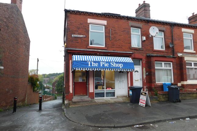 Thumbnail Flat to rent in Redgrave Street, Oldham