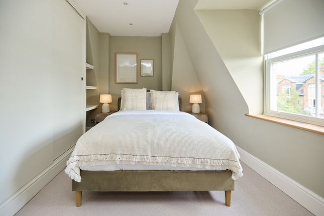 Adamson Road, Belsize Park photo 2