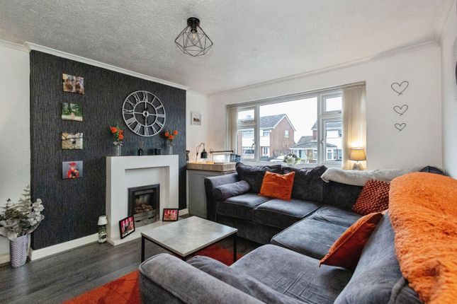 Lee Dale Close, Manchester photo 2