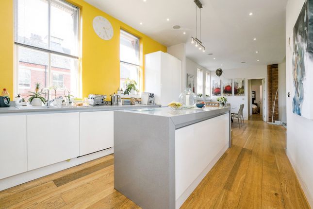 Flat 6,, Bartholomew House, Woodford Green photo 3