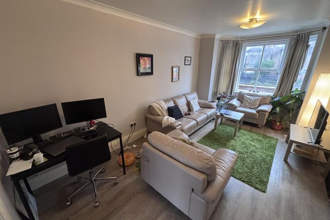 5, William Street, Didsbury photo 2