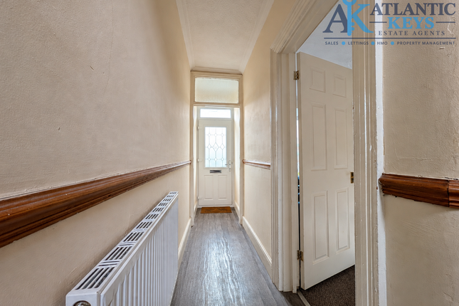 5 Julian Street, Plymouth photo 2