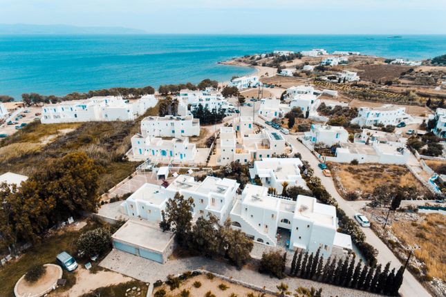 Villa for sale in Logaras Beach, Paros 844 00, Greece