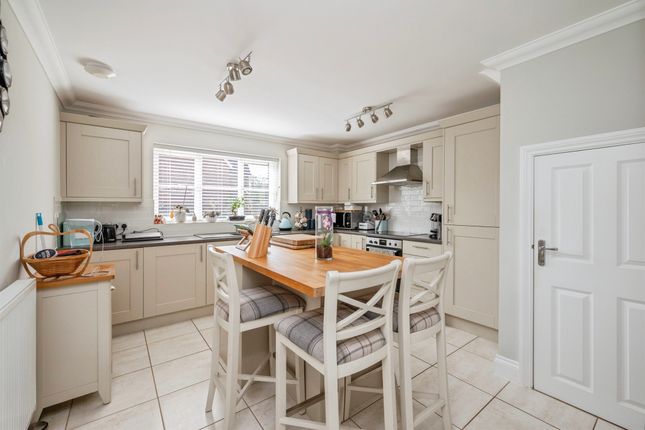5, Fenn Close, North Walsham photo 4