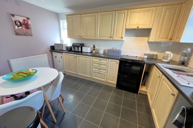 3, Tower Court, Saltash photo 4
