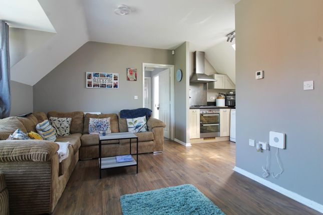 17, Victor Close, Shortstown photo 4