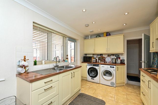 14, Victory Road, Downham Market photo 3