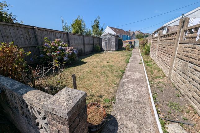109, Brecon Road, Ystradgynlais photo 4