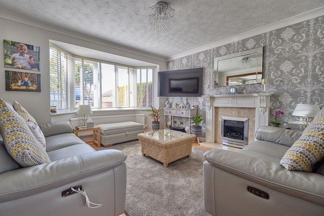 45, Nelson Drive, Hinckley photo 2