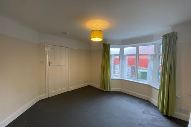 Thumbnail Property to rent in Rayners Gardens, Southampton