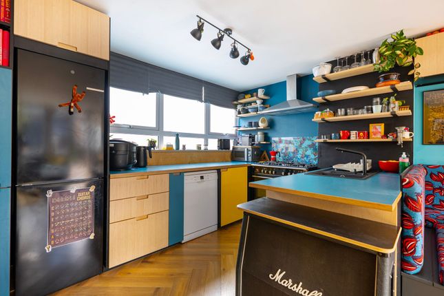 8 Barker Walk, London photo 4