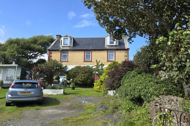 1-bed flat on 1C, Parkend Avenue, Saltcoats, North Ayrshire, £29,000