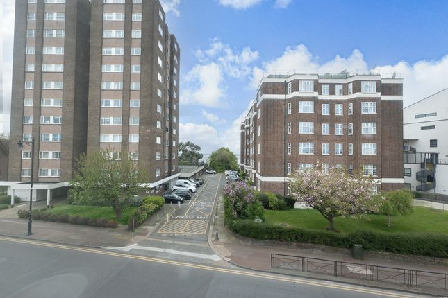 Flat for sale in Rectory Grove, Leigh-On-Sea
