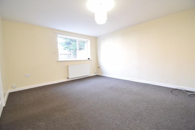 461A, Lees Hall Road, Dewsbury photo 5