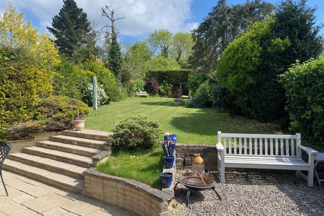 6, Heath Road, Potters Bar photo 3