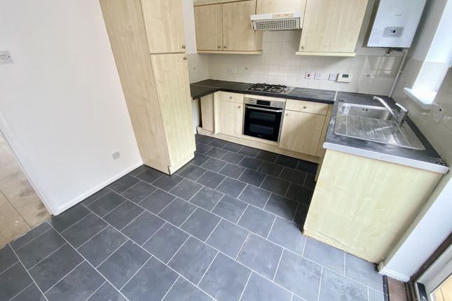 6, Heol Y Cyw, Swansea photo 3
