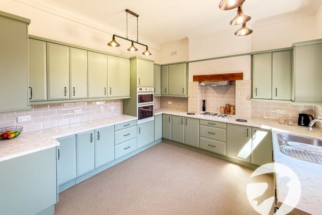 30, Glenlyon Road, London photo 3