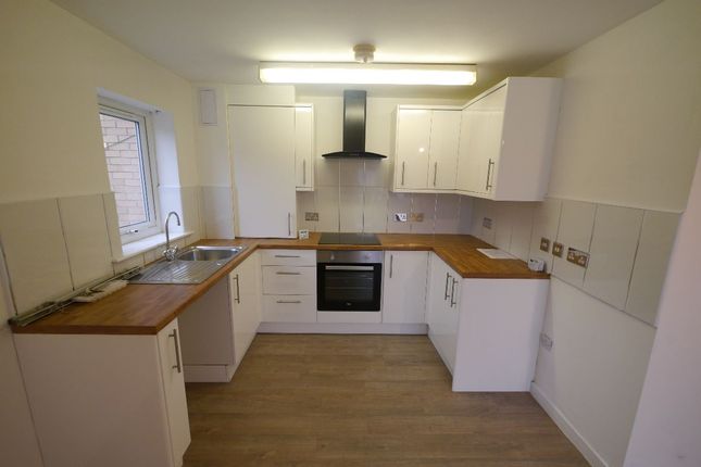 Flat to rent in Victoria Mews, Whitley Bay