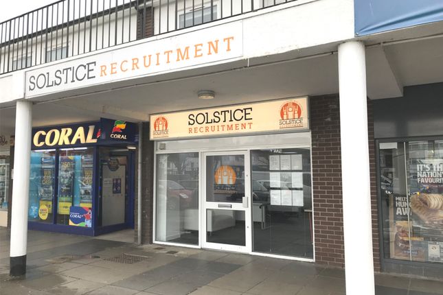 Retail premises to let in Cowick Street, Exeter