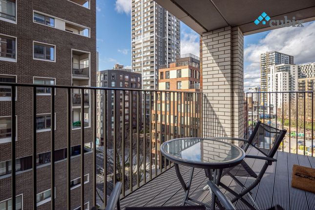 706 Baldwin Point, Sayer Street, London photo 4