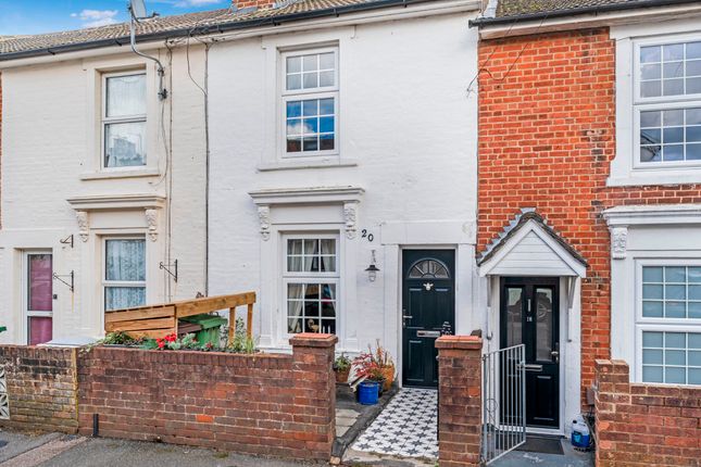 Thumbnail Terraced house for sale in Auckland Road, Tunbridge Wells