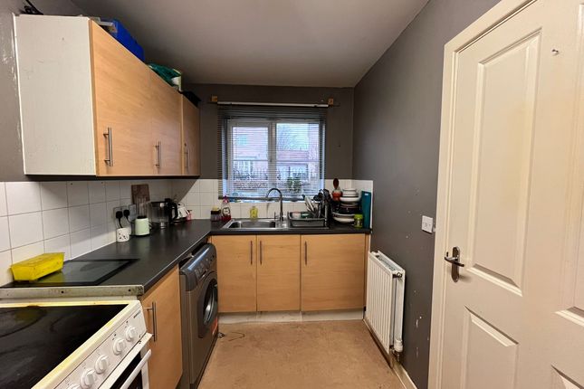 End terrace house for sale in Knight's Orchard, Cambridge