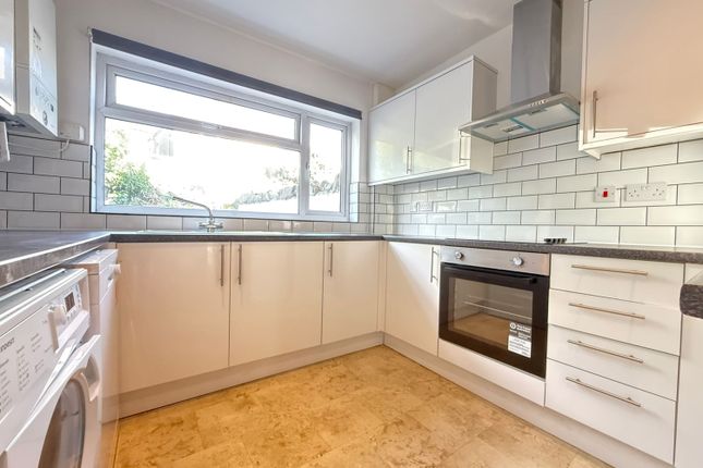 6-bed terraced on 23, Dogfield Street, Cardiff, £3,600/mo