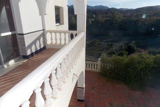 Thumbnail Property for sale in Malaga, Andalusia, Spain
