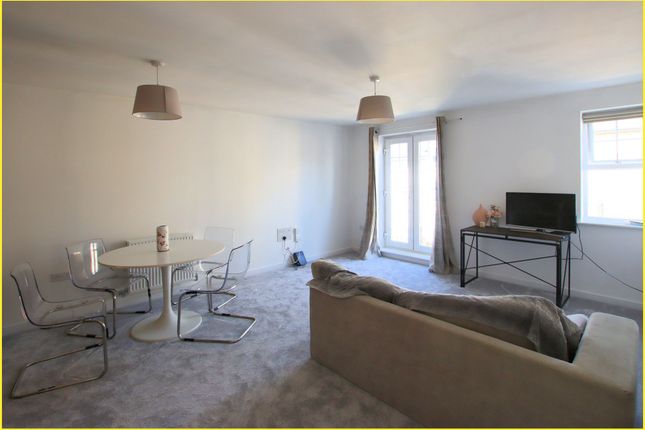 Flat 7, Waterloo House, Bromley photo 3