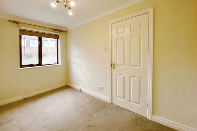 Flat to rent in Beaumont Park, Lancaster
