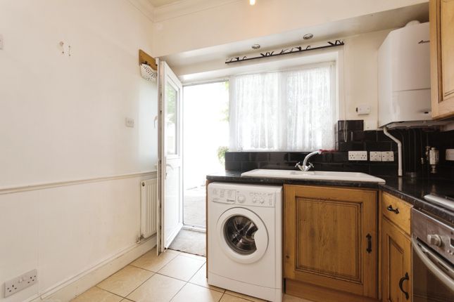 Flat to rent in Petitor Road, Torquay, Torquay