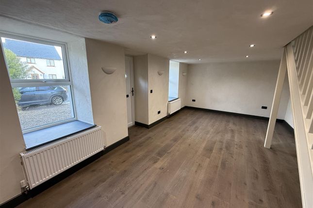 Sitting/Dining Room